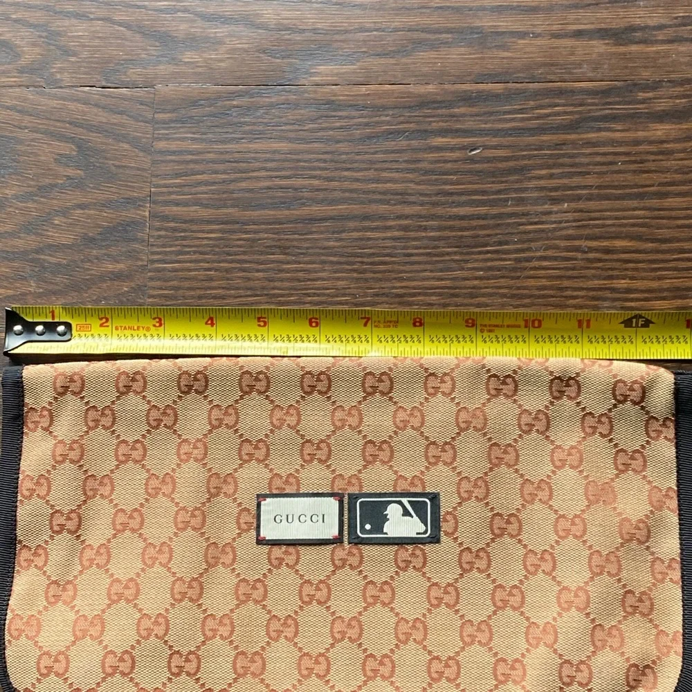 Authentic GUCCI X MLB Rare Slipper Pouch NWOT